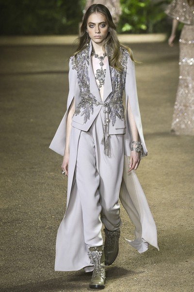 Elie Saab Spring Summer 2016 Collection at PFW